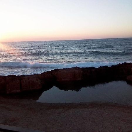 Ocean Waves Hotel Ханя Екстериор снимка
